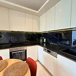 Sa Apartments! Luxury Apartament