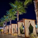 Sa Apartments! Luxury Residence 1Bd Apartament