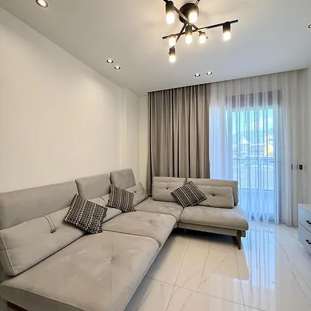 شقة Sa Apartments! Luxury ألانيا