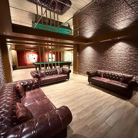 Sa Apartments! Luxury شقة