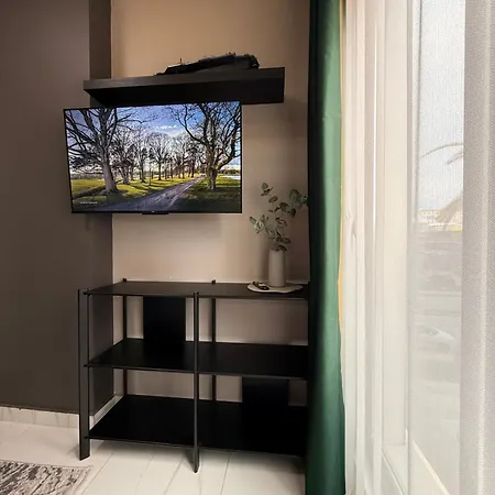 Sa Apartments! Luxury شقة